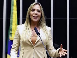 Quaest DF: Celina Leão 11 amplia vantagem no 2º turno e chega a 61,5% dos votos válidos Governadora lidera a disputa pelo segundo turno com 23 pontos de vantagem sobre Grass