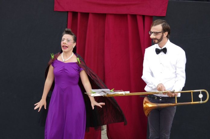 A-histC3B3ria-do-bobo-da-corte-