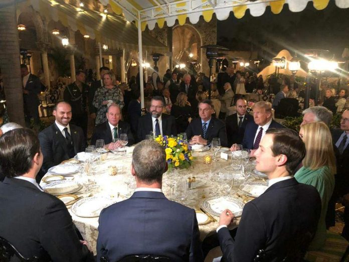 Bolsonaro-janta-com-Trump-1