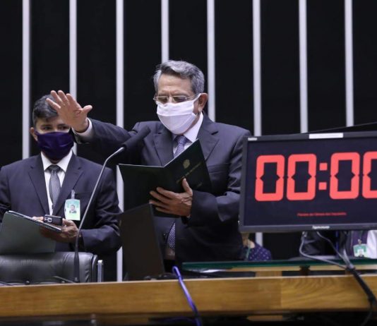 TADEU FILIPPELLI CHEGA PARA FORTALECER A BANCADA DO MDB NA CÂMARA