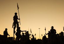 Fotos: artistas do DF homenageiam indígenas mortos pelo coronavírus no país