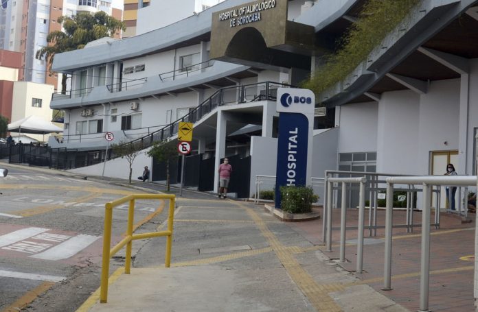 Captacao-de-corneas-fica-suspensas-