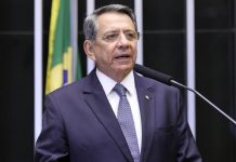 NA DATA QUE HOMENAGEIA O NASCIMENTO DE OSWALDO CRUZ, FILIPPELLI DECLARA APOIO AOS PROFISSIONAIS DA VIGILÂNCIA SANITÁRIA