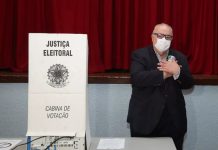 Curitiba, Florianópolis, BH e Salvador elegem prefeitos em primeiro turno