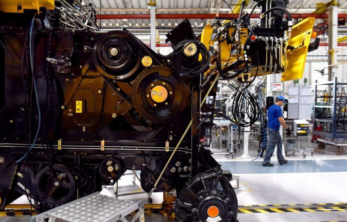 Producao-e-emprego-na-industria-tem-alta-diz-CNI