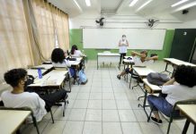 Dia do Professor: a força de quem transforma o futuro através do conhecimento