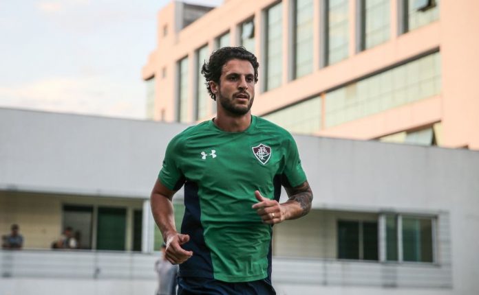 Volante-Hudson-se-despede-do-Sao-Paulo