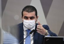 Ex-diretor diz à PF que foi incriminado por contrariar interesses no ministério