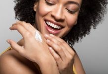 Veja 8 paletas de sombra ultrapigmentadas para iluminar a pele negra