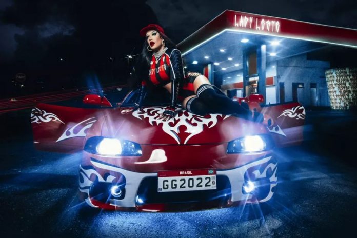 gloriagroveladyleste