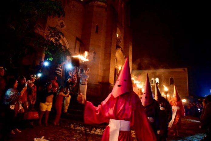 fogareu-cidade-de-goias-procissao-semana-santa-6-1024x683