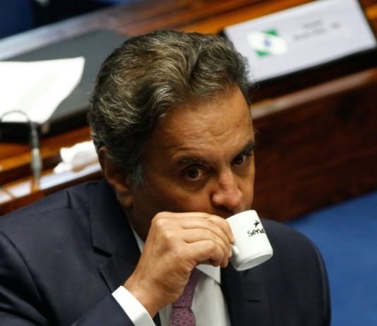 Por aliança com PSDB, Tebet articula apoio à eleição de Leite no RS