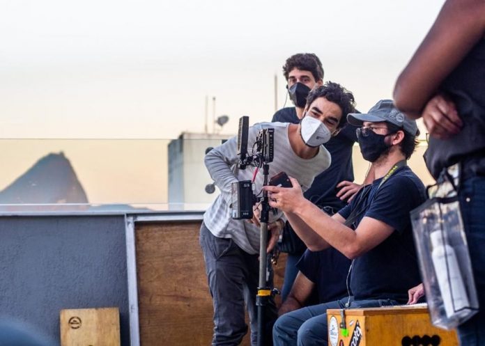 STILL-O-DEBATE-18-13