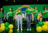MULHERES COM BOLSONARO DESEMBARCA NO MANÉ GARRINCHA, NESTA QUINTA, 27