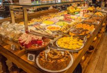 8 bufês de café da manhã em padarias tradicionais de São Paulo