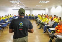 Brigadistas florestais recebem curso de Educação Ambiental para orientar crianças sobre a prevenção de incêndios