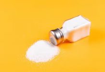 Saúde – Tirar 1 colher de sal das refeições reduz hipertensão mais que remédio