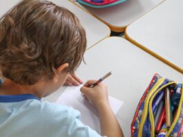 Cartão Uniforme Escolar pode ser retirado até 21 de janeiro no DF