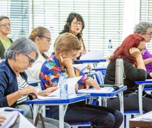 UnB abre inscrição para pessoas idosas no vestibular 60+