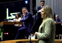 PP Mulher DF celebra grandes médicos do Distrito Federal em sessão solene