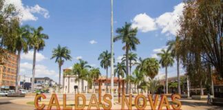 Caldas Novas terá cobrança de taxa de turistas com valores que podem chegar a R$ 183; entenda