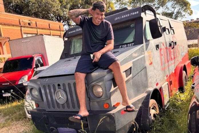 WhatsApp Image 2025-03-06 at 10.15.04