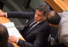 Ibaneis Rocha convoca reunião para expulsar Daniel Donizet do MDB