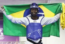 Henrique Marques é campeão Mundial de Taekwondo