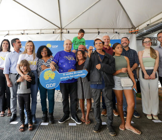 Sonho da casa própria vira realidade para mais 140 famílias no Sol Nascente