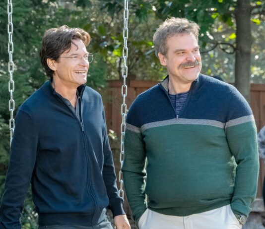 Jovem Sherlock, DTF St. Louis e mais! Os lançamentos de filmes e séries da semana (01/03)