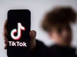 Agência federal multa TikTok em R$ 153,7 milhões por falhas na proteção de dados de crianças e adolescentes